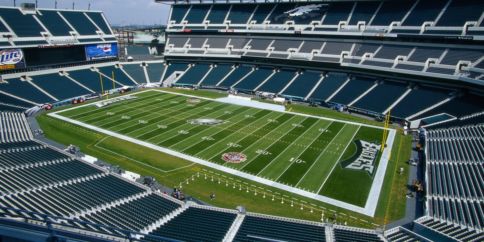 FREE WHITE PAPER: Philadelphia Eagles Stadium adds Chicago Faucets Fittings  to the Roster!